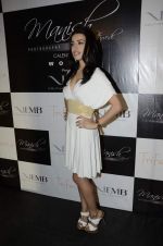 at Manish Chaturvedi launches calendar in association with VEMB Lifestyle in Mumbai on 27th Jan 2013 (16).JPG